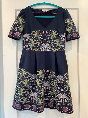 Boden (with pockets!) Puff Shoulder Jersey Dress, navy blue floral print, size 6